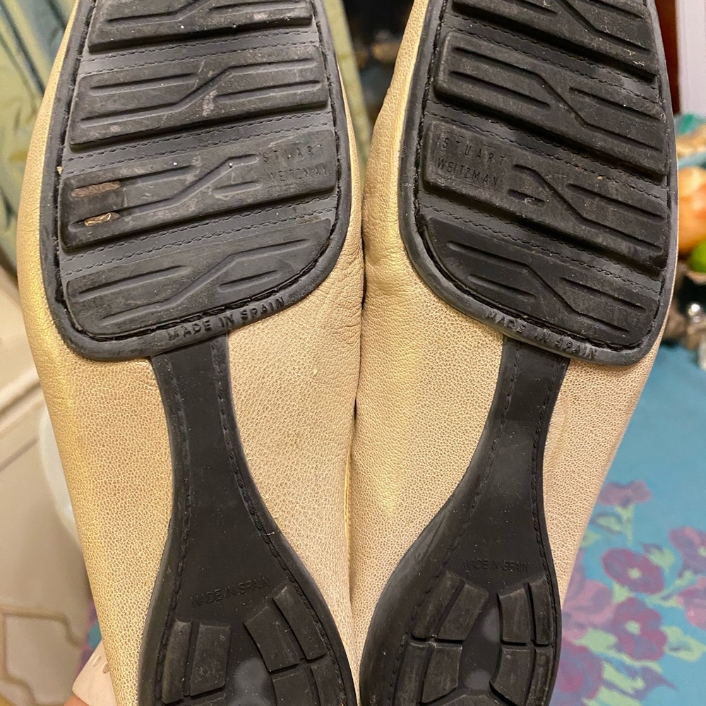 Stuart Weizman Size 6 Gold Slip On Mule - image 6